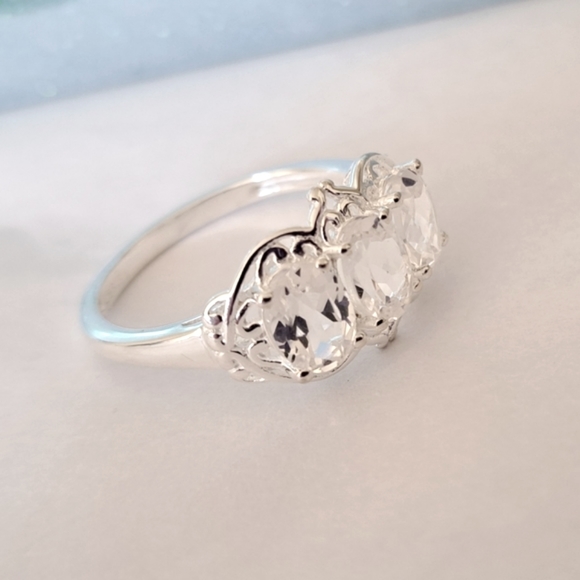 925 SS White Sapphire 3 Stone Ring - Picture 2 of 7